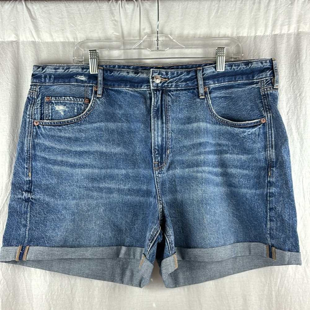 American Eagle Tomgirl Denim Cuffed Rolled Hem Jean Shorts